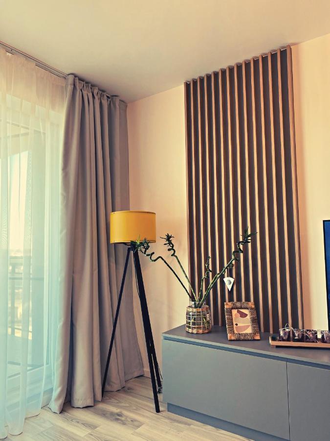 Panoramic Forest View Apartment Dumbravita  Екстериор снимка